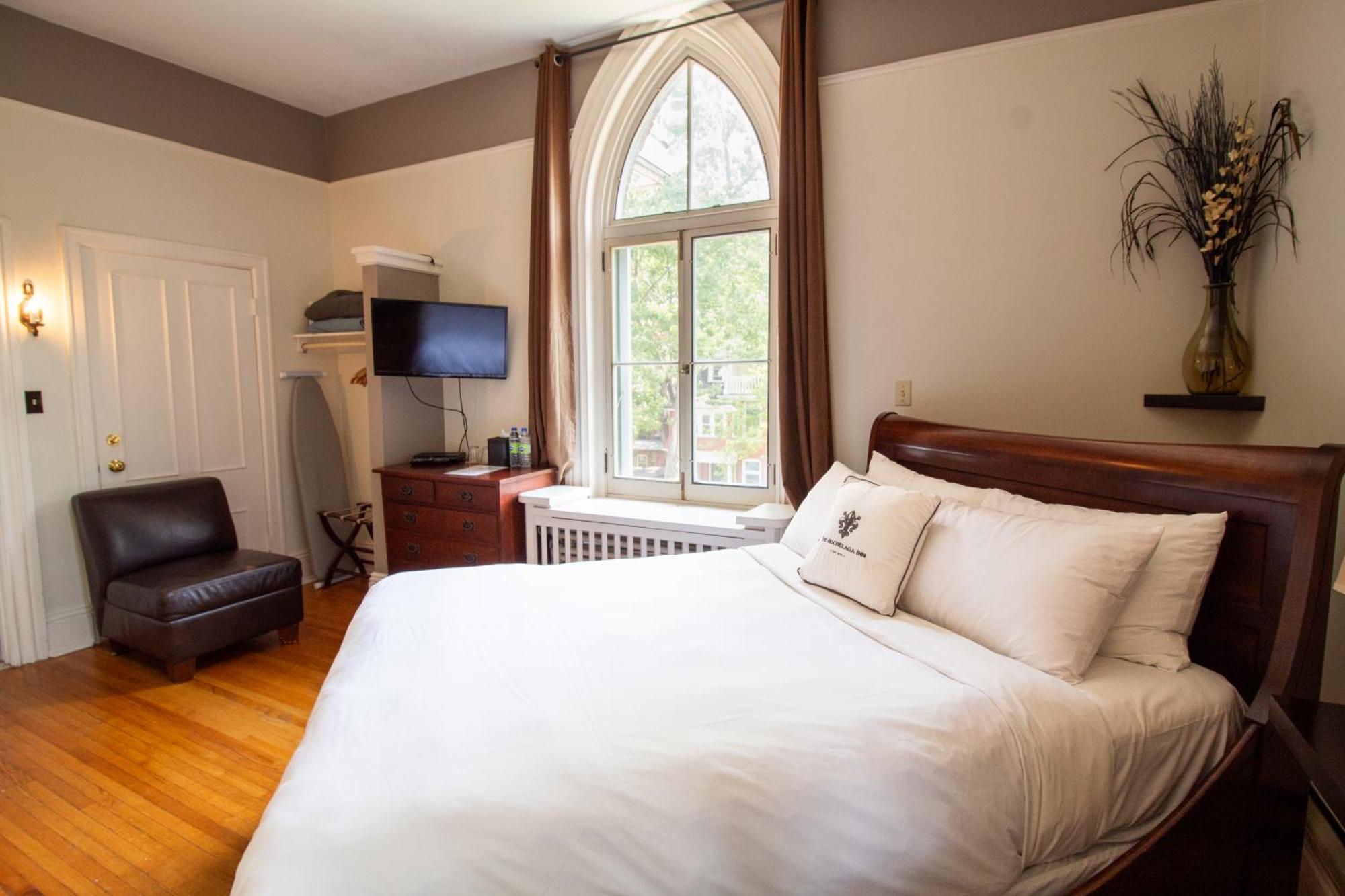 Hochelaga Inn Кингстон Экстерьер фото