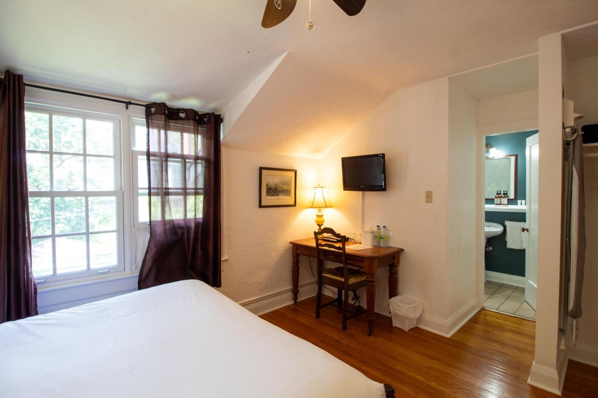 Hochelaga Inn Кингстон Номер фото