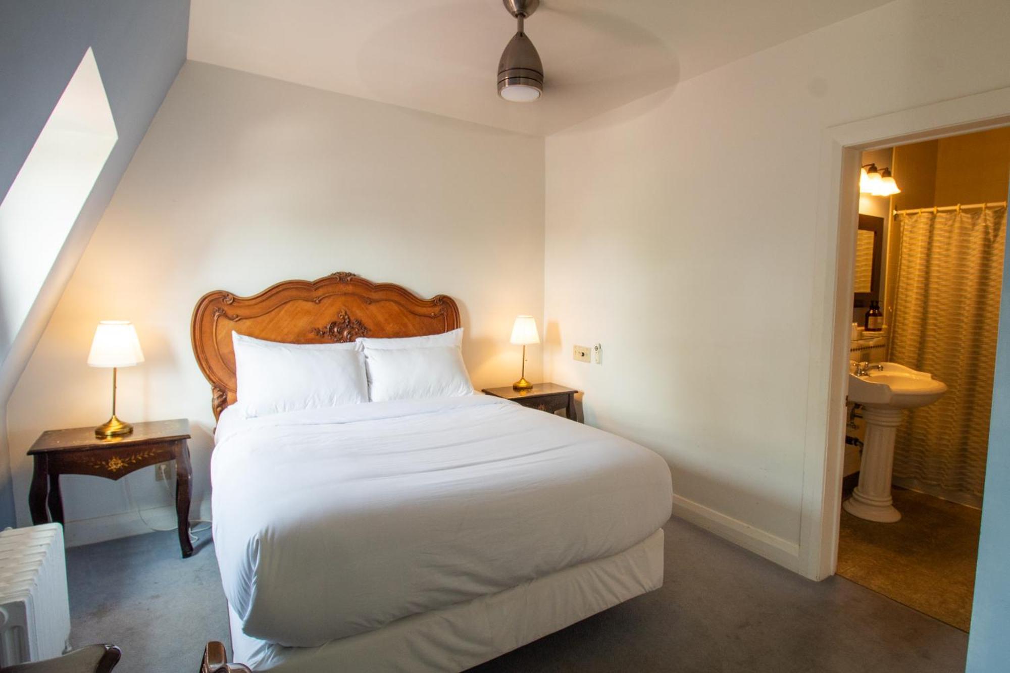 Hochelaga Inn Кингстон Номер фото